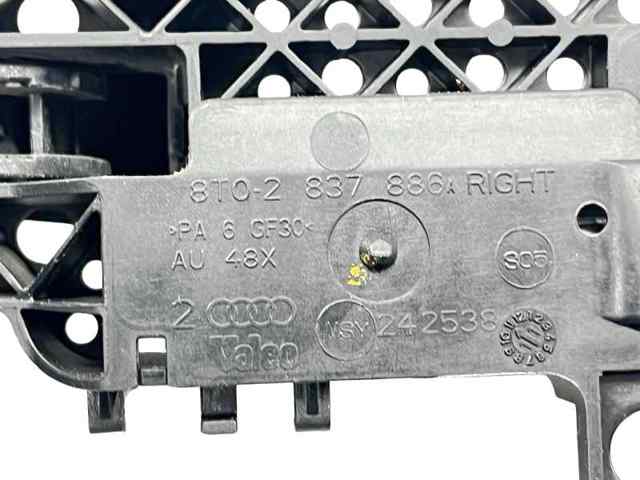 Pałąk zewnętrznej klamki drzwi tylnych prawych 8T0837886A VAG