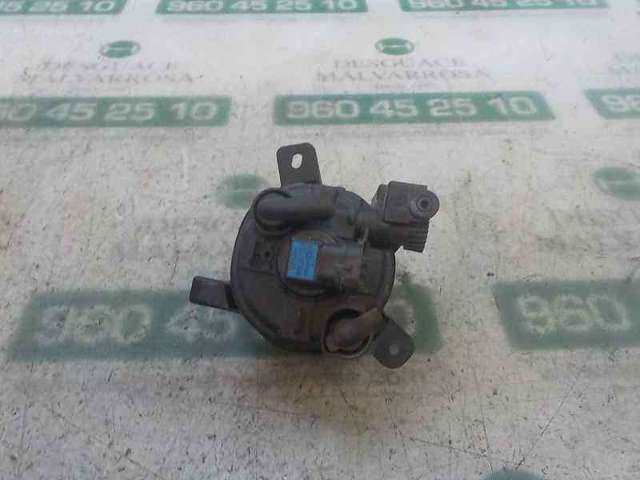Lampa przeciwmgielna lewa 8T0941699 VAG