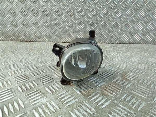 Lampa przeciwmgielna lewa 8T0941699 VAG
