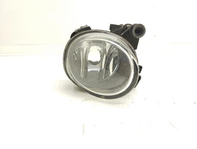 Lampa przeciwmgielna lewa 8T0941699 VAG