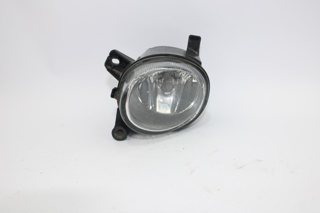 Lampa przeciwmgielna lewa 8T0941699 VAG