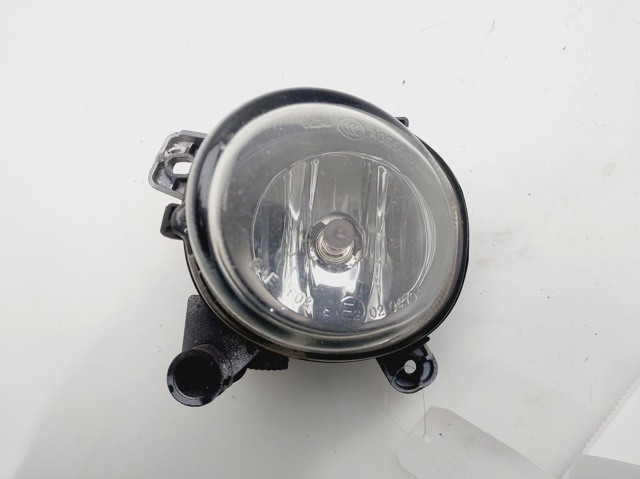 Lampa przeciwmgielna lewa 8T0941699 VAG