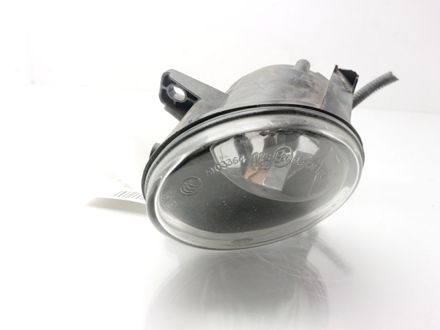 Lampa przeciwmgielna lewa 8T0941699B VAG