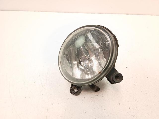 Lampa przeciwmgielna prawa 8T0941700A VAG