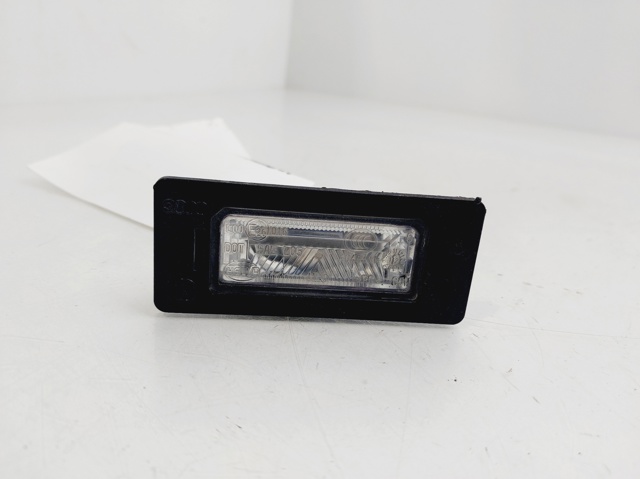 Lampa oświetlenia tylnej tablicy rejestracyjnej 8T0943021 VAG