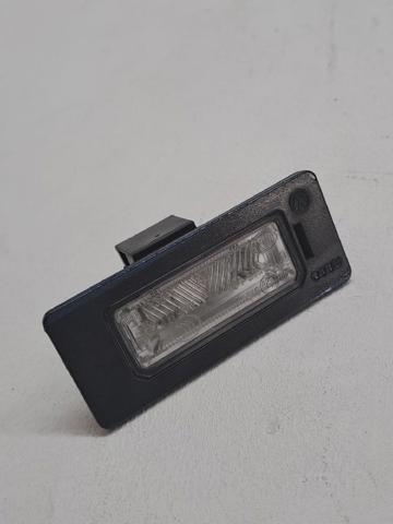 Lampa oświetlenia tylnej tablicy rejestracyjnej 8T0943021 VAG