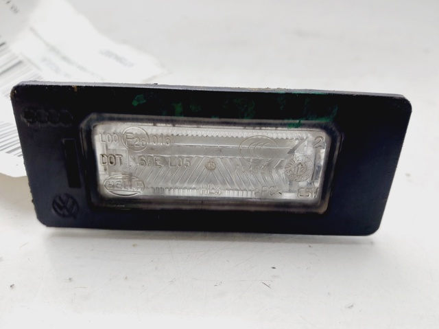 Lampa oświetlenia tylnej tablicy rejestracyjnej 8T0943021 VAG