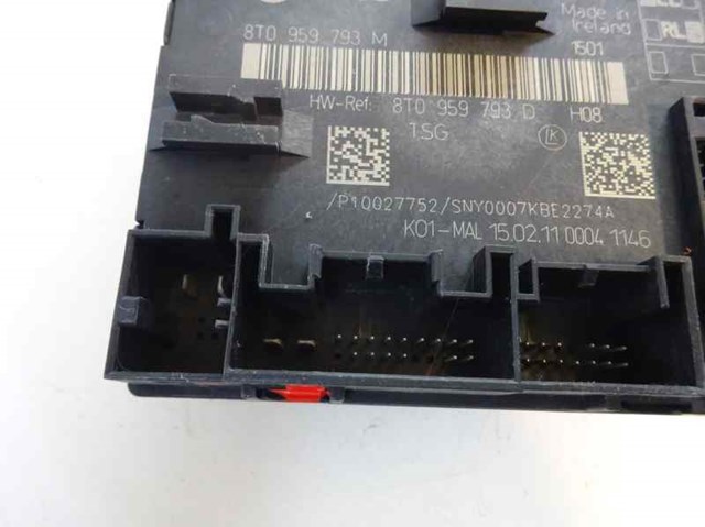 Blok komfortu przednich drzwi 8T0959793D VAG