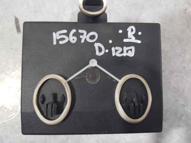 Blok komfortu przednich drzwi 8T0959793D VAG