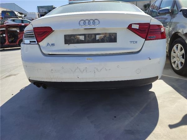 Zderzak tylny Audi A5 8TA
