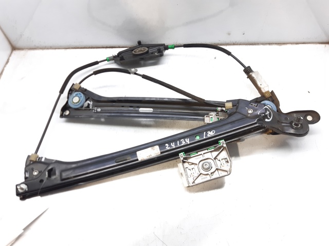Mechanizm podnoszenia szyby drzwi przednich lewych 8T8837461B VAG