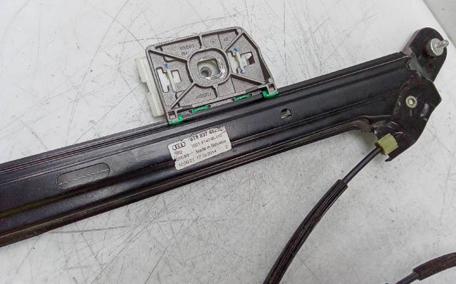 Mechanizm podnoszenia szyby drzwi przednich prawych 8T8837462 VAG