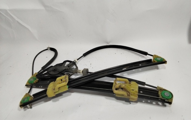 Mechanizm podnoszenia szyby drzwi przednich lewych 8U0837461 VAG