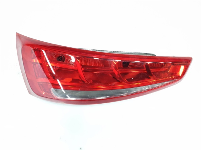 Lampa tylna Audi Q3