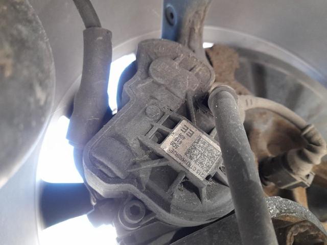 8V0615424D VAG