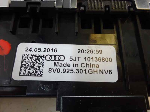 8V0925301 VAG