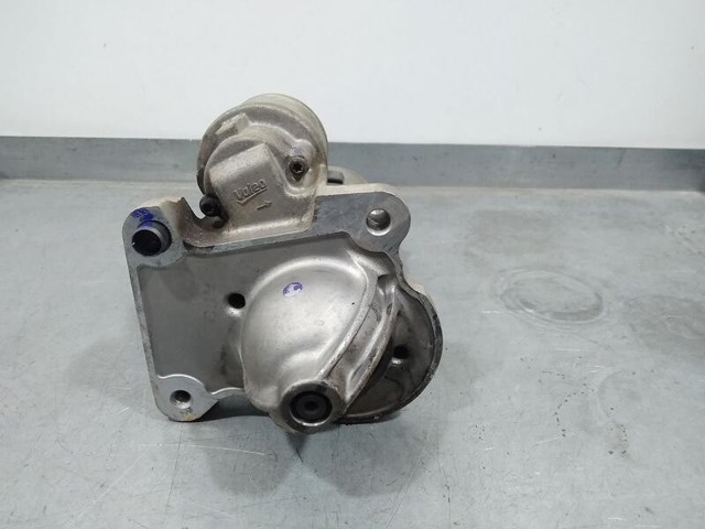 8V2111000AD Ford