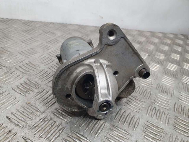 8V2111000AD Ford