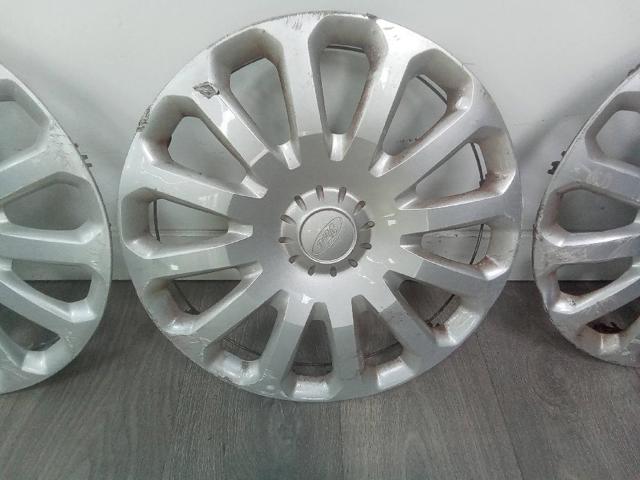 Kołpak do obręczy koła Ford Fiesta CB1