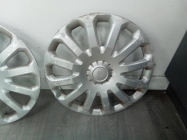 Kołpak do obręczy koła Ford Fiesta CB1