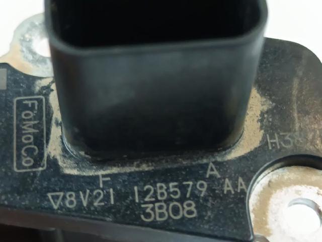 8V2112B579AA Land Rover