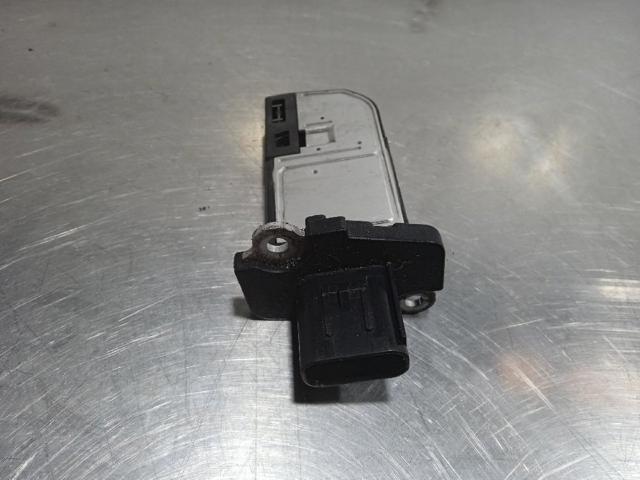 8V2112B579AA Land Rover