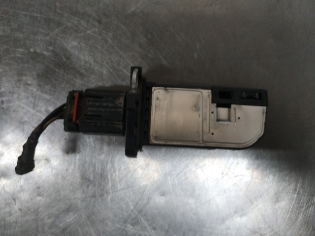 8V2112B579AA Land Rover