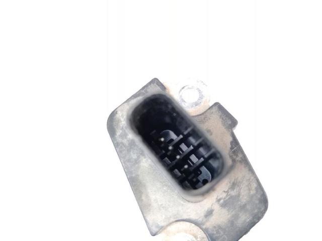 8V2112B579AA Land Rover