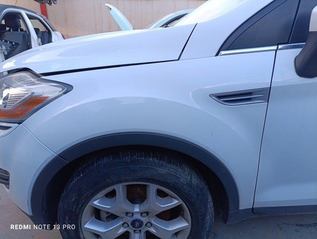 Błotnik przedni lewy 8V4116016AHXWAA FORD