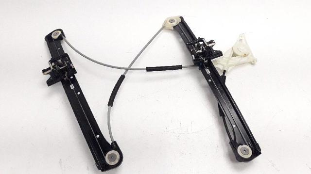 Mechanizm podnoszenia szyby drzwi przednich prawych 8V4837462 VAG