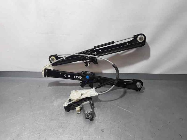 Mechanizm podnoszenia szyby drzwi przednich prawych 8V4837462 VAG