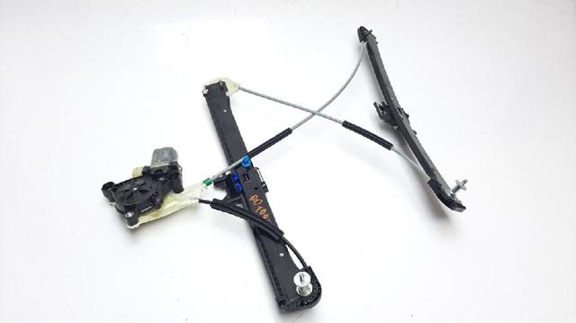 Mechanizm podnoszenia szyby drzwi przednich prawych 8V4837462 VAG