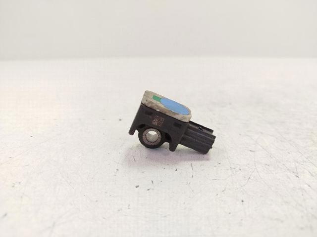8V4T14B006AA Ford