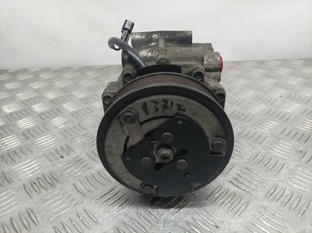 8V5119D629DF Ford