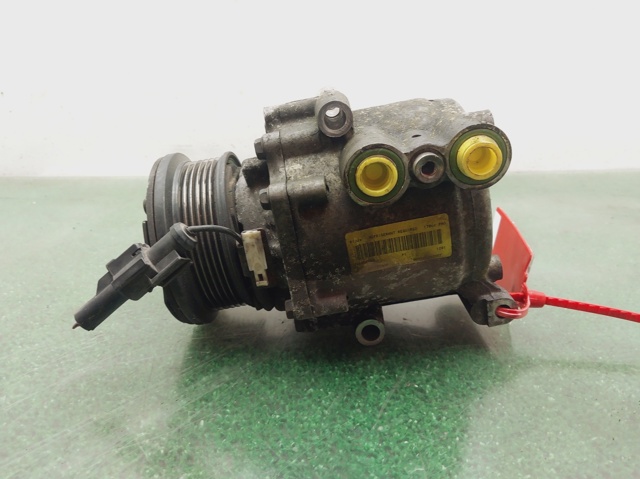 8V5119D629EF Ford