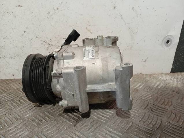 8V5119D629EF Ford