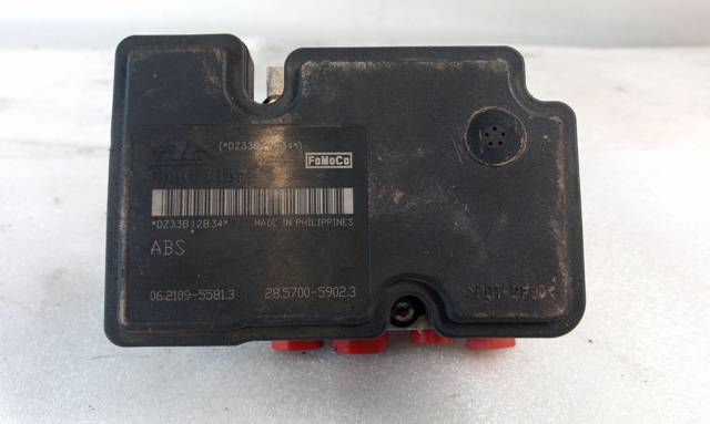 Sterownik ABS  hydrauliczny 8V512M110AD FORD