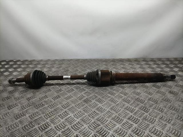 Półoś napędowa przednia prawa 8V513B436CE FORD