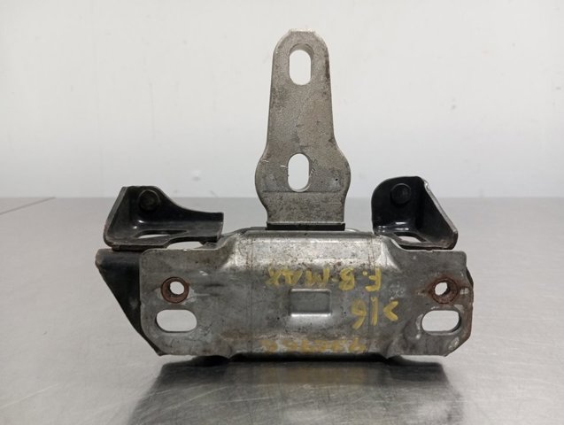 8V517M121AE Ford
