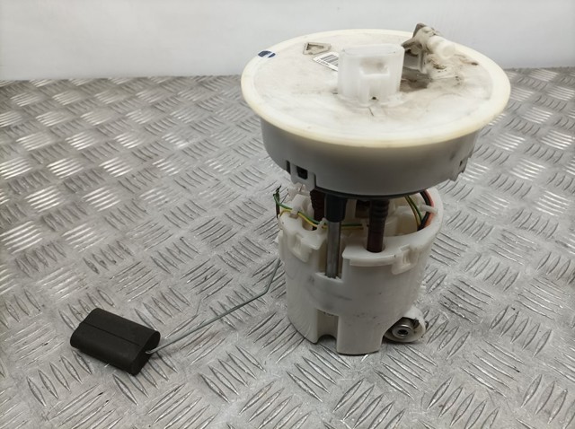 Moduł pompy paliwowej z czujnikiem poziomu paliwa 8V519H307CA FORD