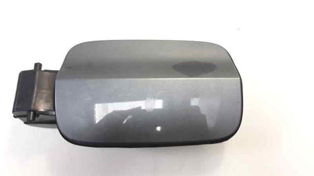 Klapka wlewu paliwa 8V5809907GRU VAG