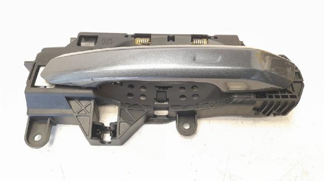 Pałąk zewnętrznej klamki drzwi przednich lewej 8W01837811A VAG
