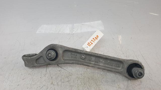 Wahacz zawieszenia przedniego dolny prawy 8W0407156A VAG