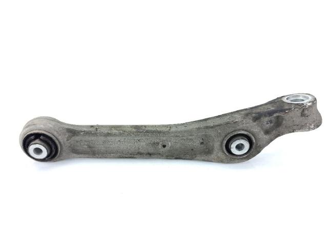 Wahacz zawieszenia przedniego dolny prawy 8W0407156A VAG