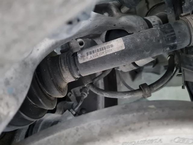Półoś napędowa przednia 8W0407271F VAG