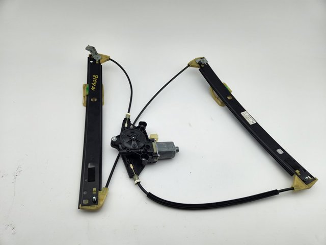 Mechanizm podnoszenia szyby drzwi przednich lewych 8W0837461 VAG
