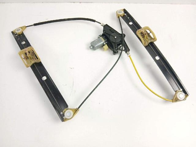 Mechanizm podnoszenia szyby drzwi przednich prawych 8W0837462 VAG