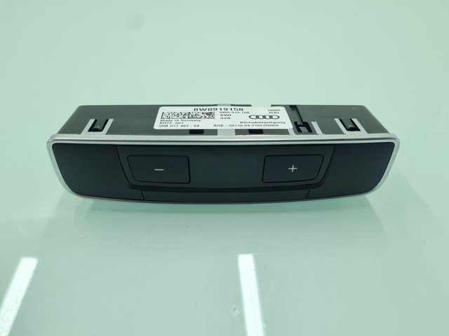8W0919158 VAG
