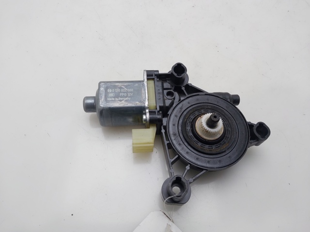 8W0959812 VAG