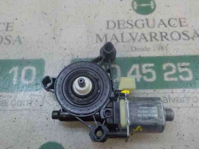 8W0959812 VAG